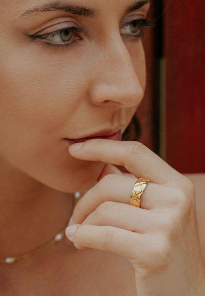 Elysia Ring