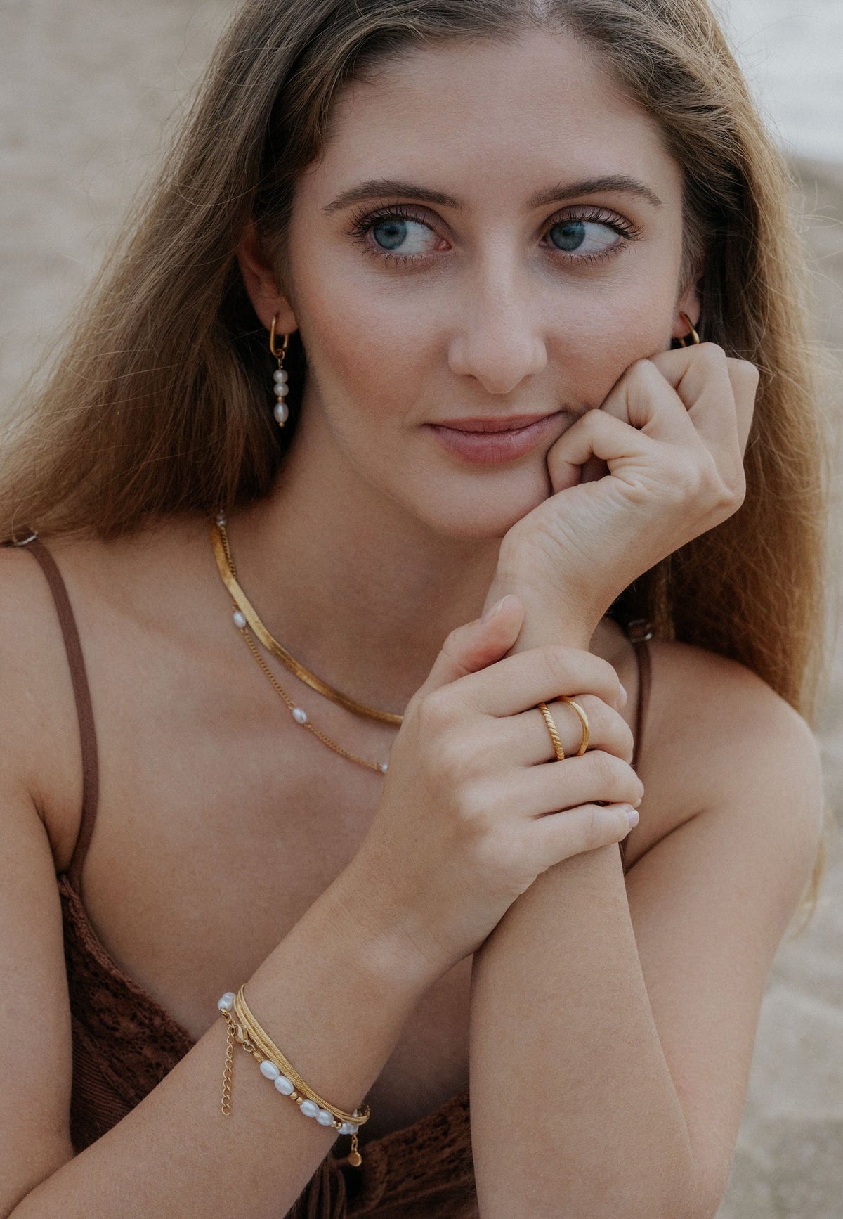 Essence Necklace Gold