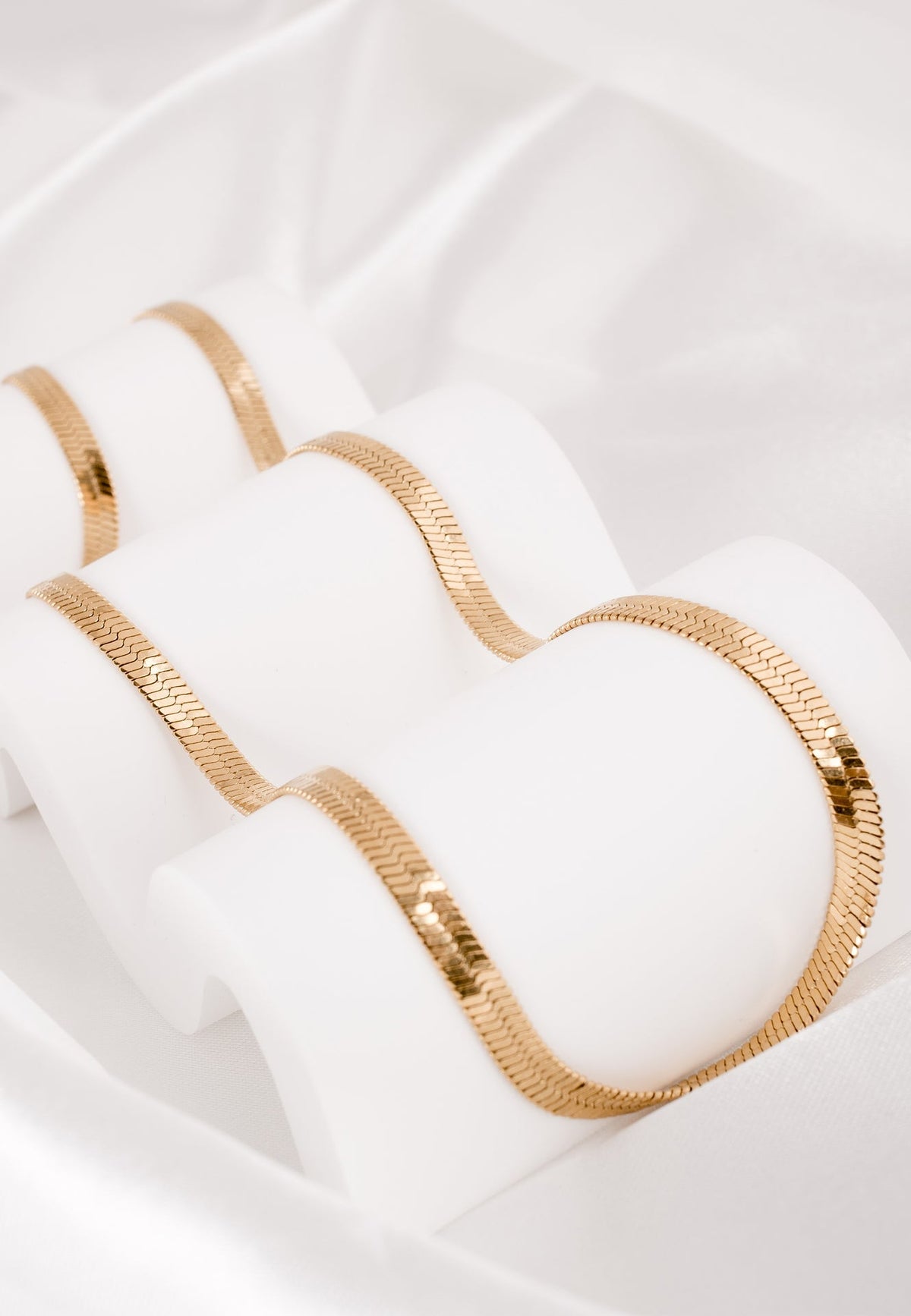Essence Necklace Gold
