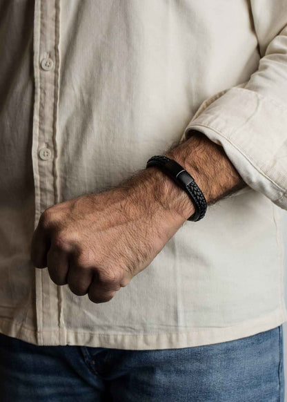 Fides Leather Bracelet Matte Black - Black