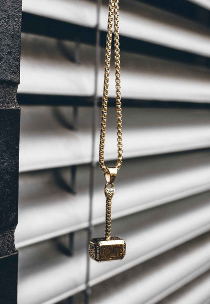 Malleum Pendant / Necklace Gold 90 cm