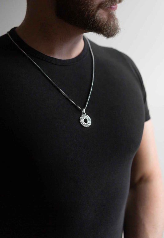 Mortis Pendant / Necklace Silver 70 cm