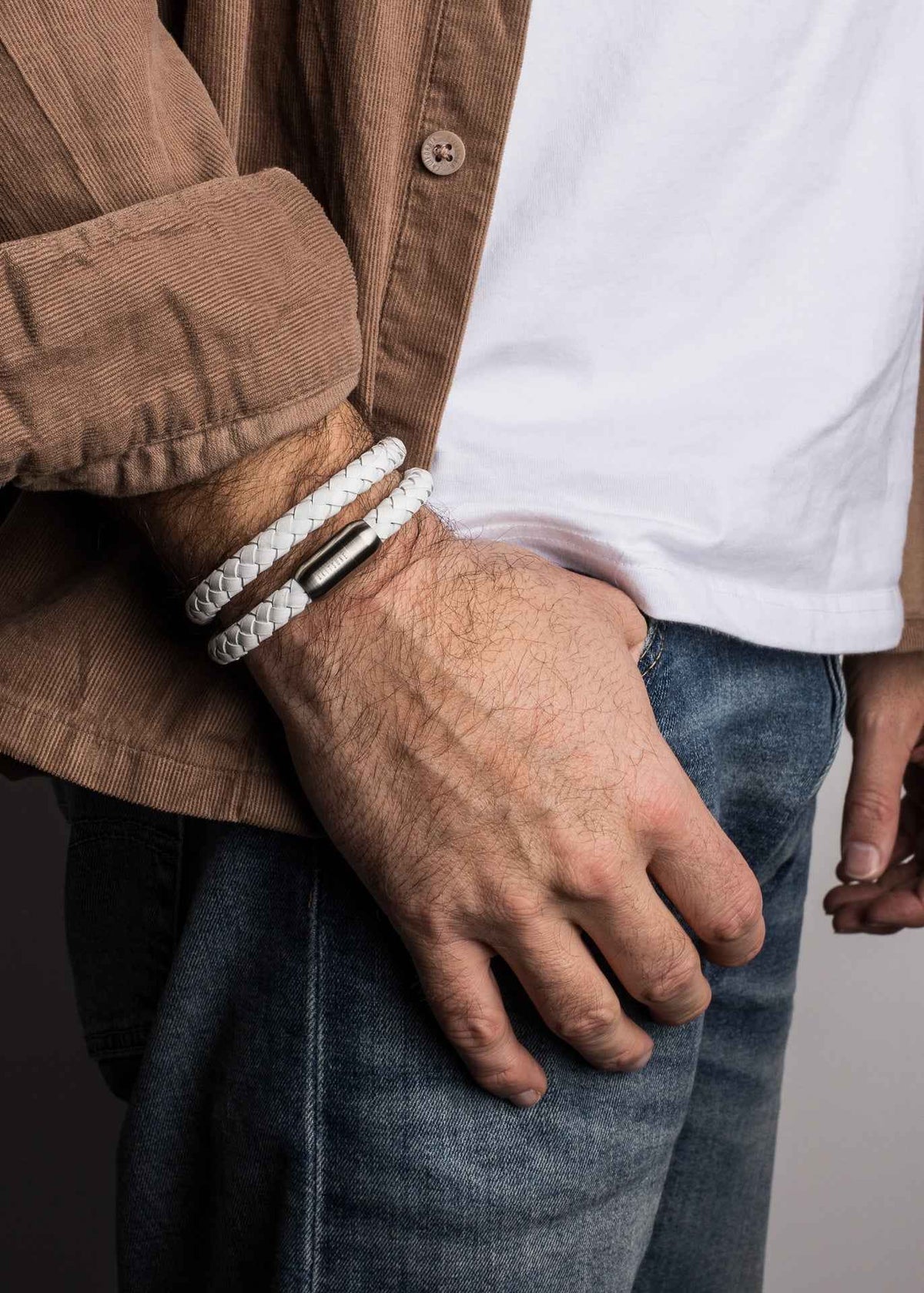 Navis Leather Bracelet Silver-White