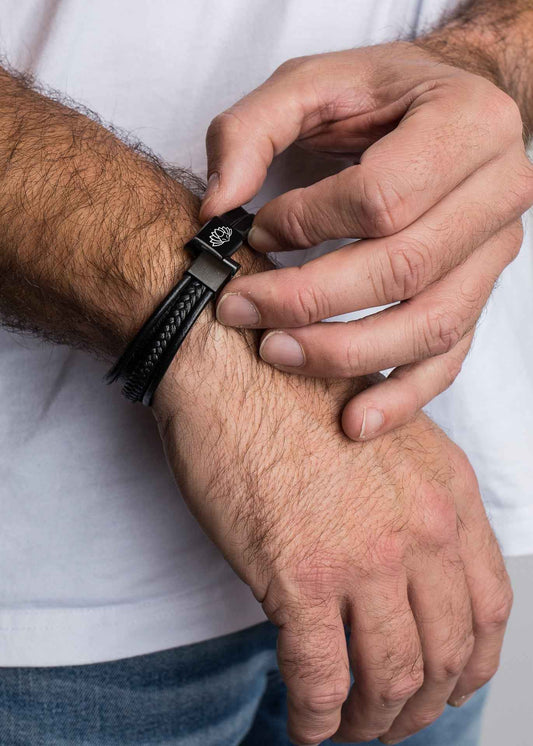 Punisher Synthetic Leather Bracelet - Black Black