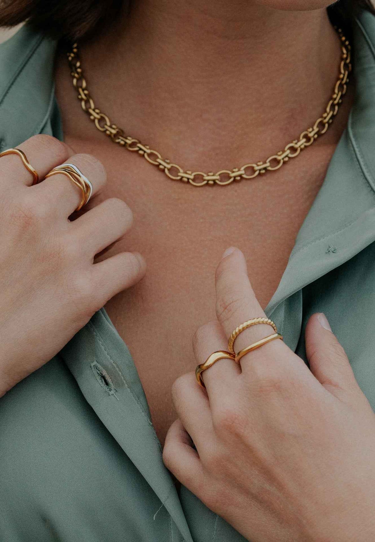 Radiance Ring Gold