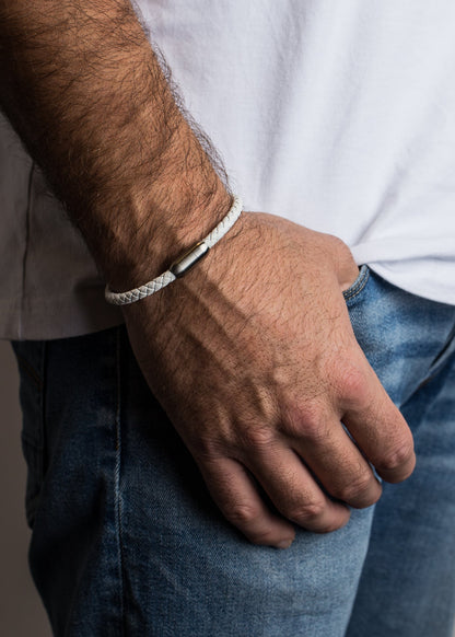 Silvus Leather Bracelet Silver - White