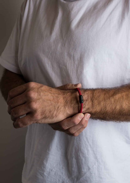 Silvus Nylon Bracelet - Matte Black - Wine red