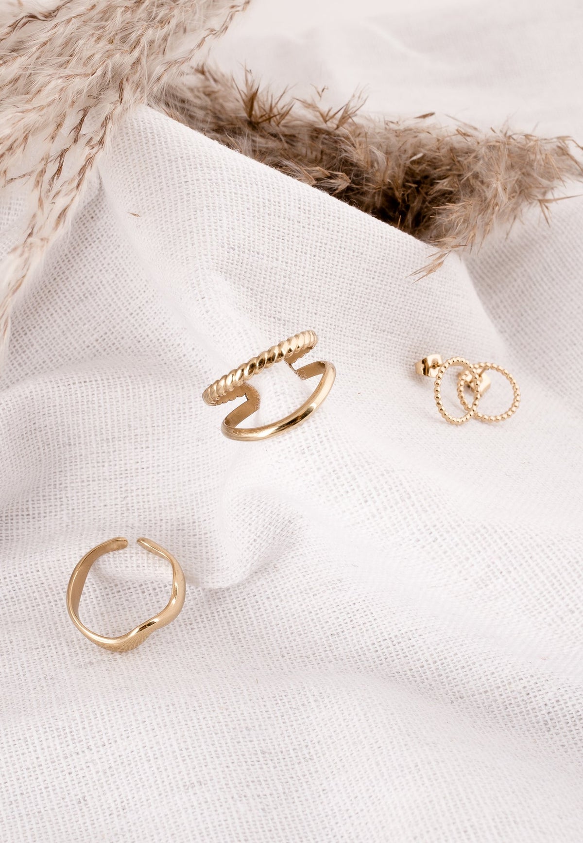 Solace Earring Gold