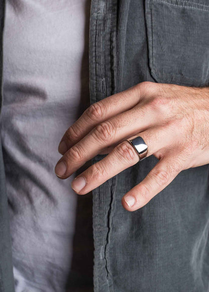 Solida Signet Ring Silver