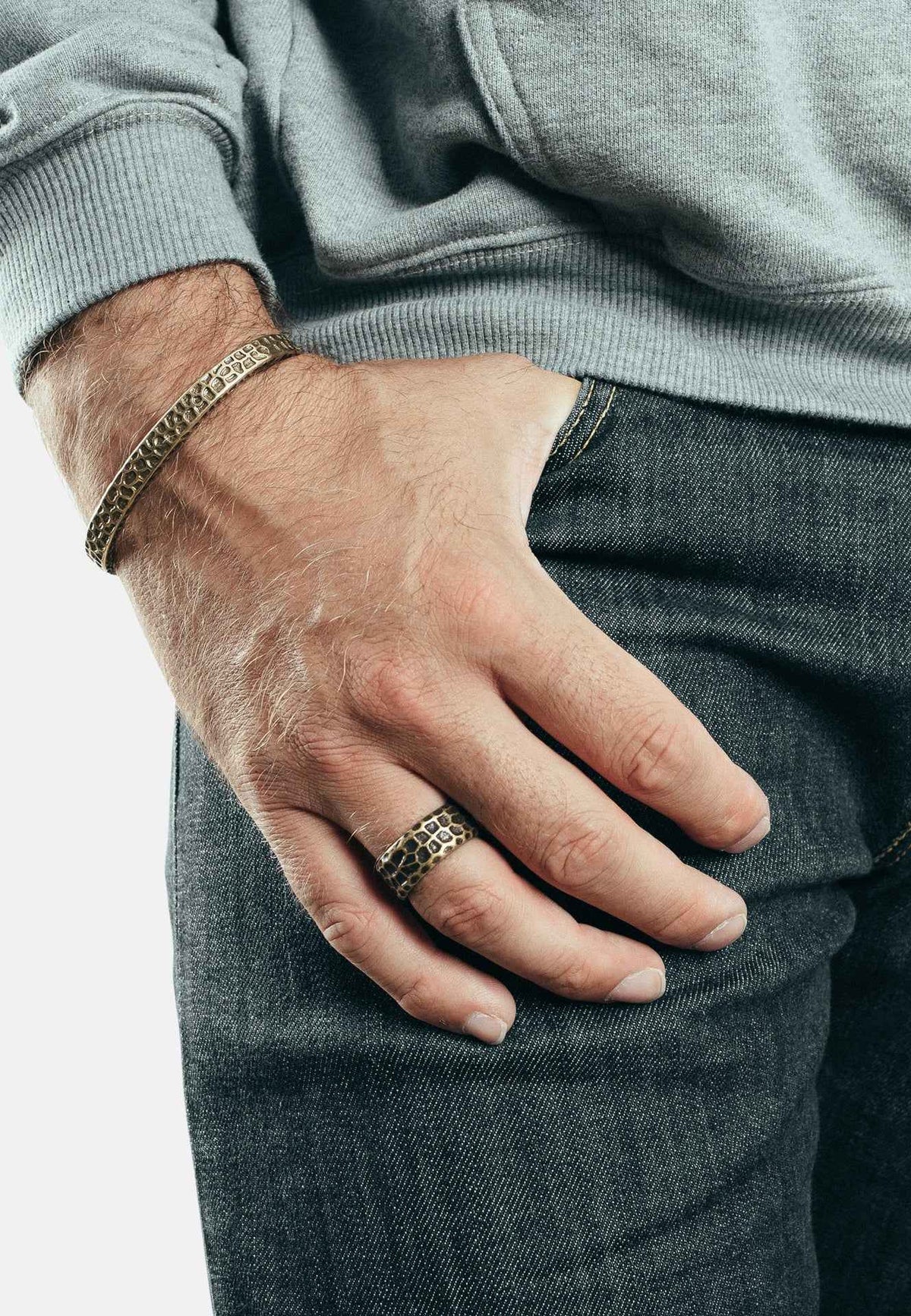 Terra Bangle Brass