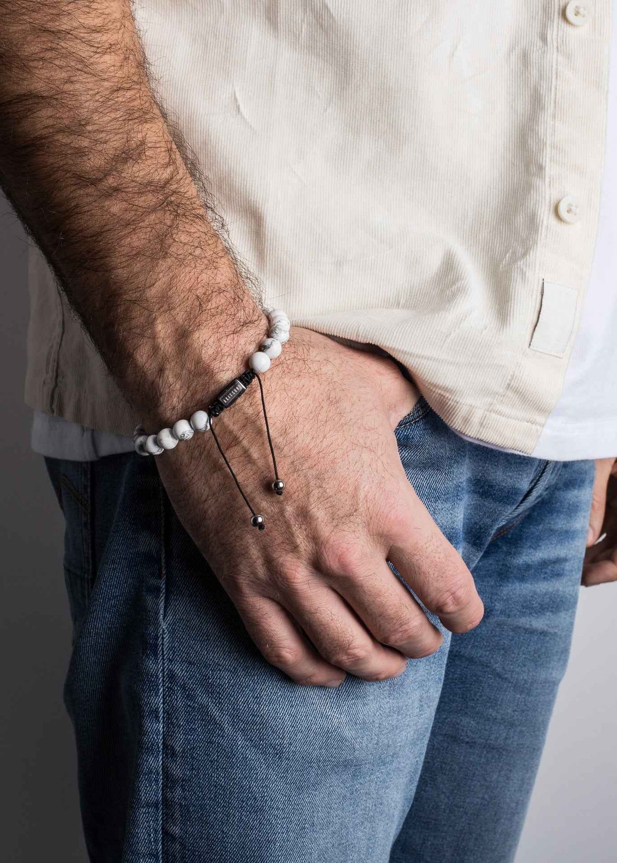Venatio Beaded Bracelet Silver-Howlite White