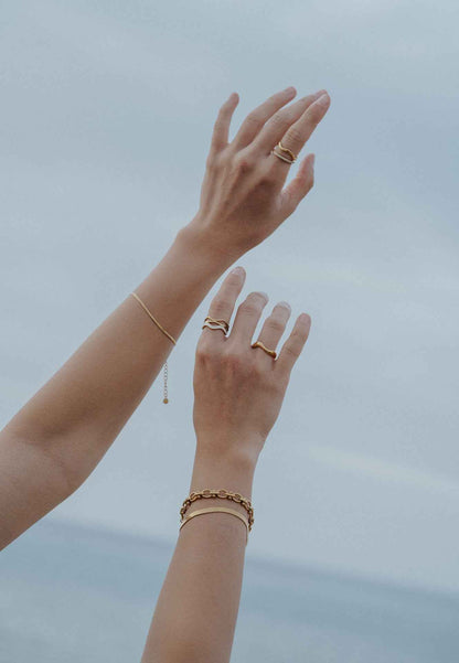 Zephyr Bracelet Gold