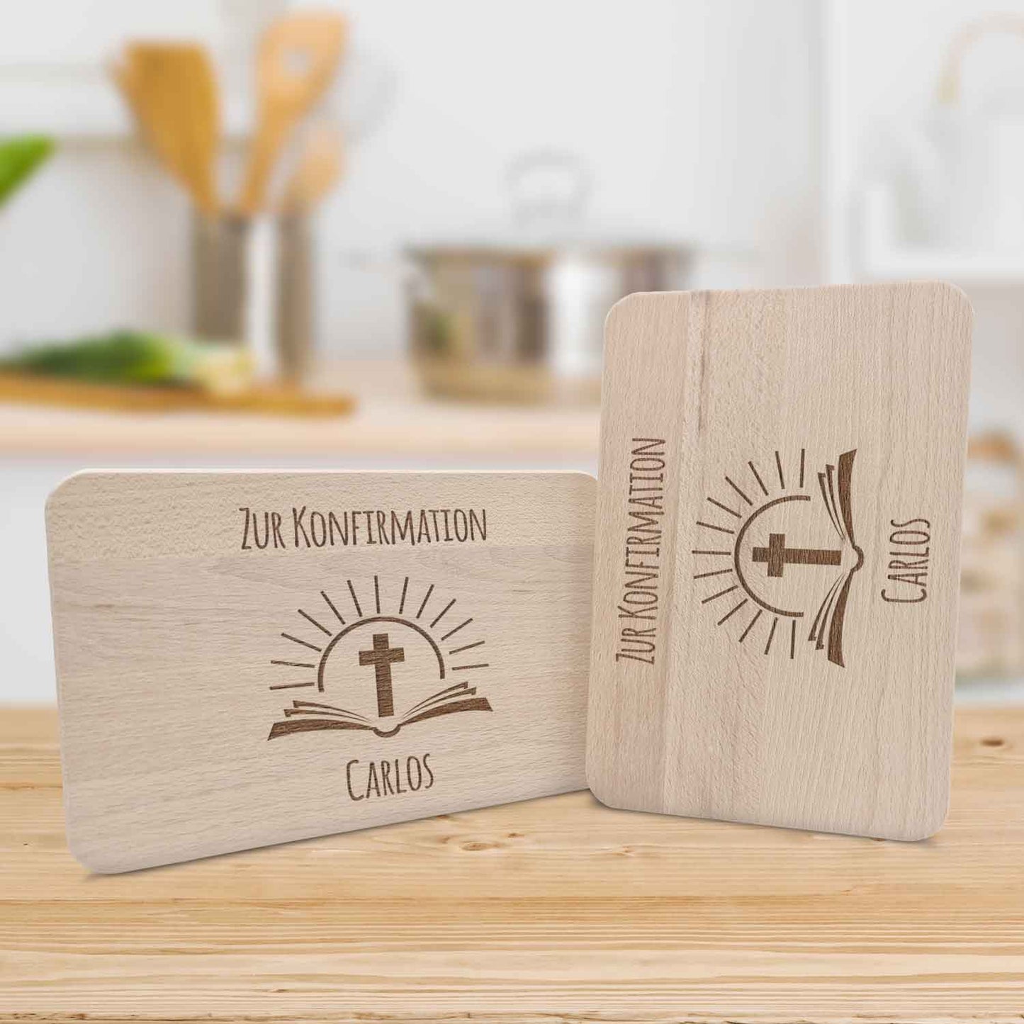 Frühstücksbrettchen mit Gravur "Konfirmation / Kommunion Bibel" mit Name