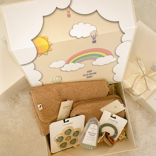 First Adventure Box lilo - little Love