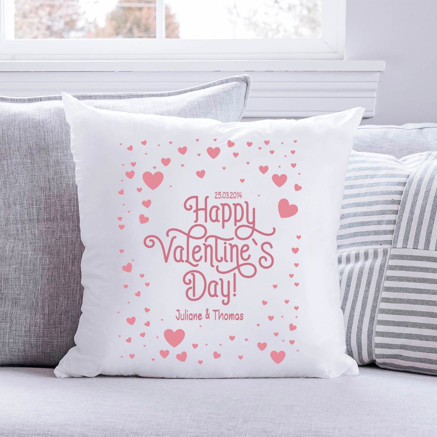 Bedrucktes Kissen mit Motiv Happy Valentines day Hearts