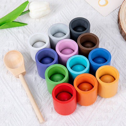 Montessori Kugel Sortier- und Zuordnungsspiel aus Holz mit 12 Farben – Puzzle für Farberkennung - im Holz Geschenkbox
