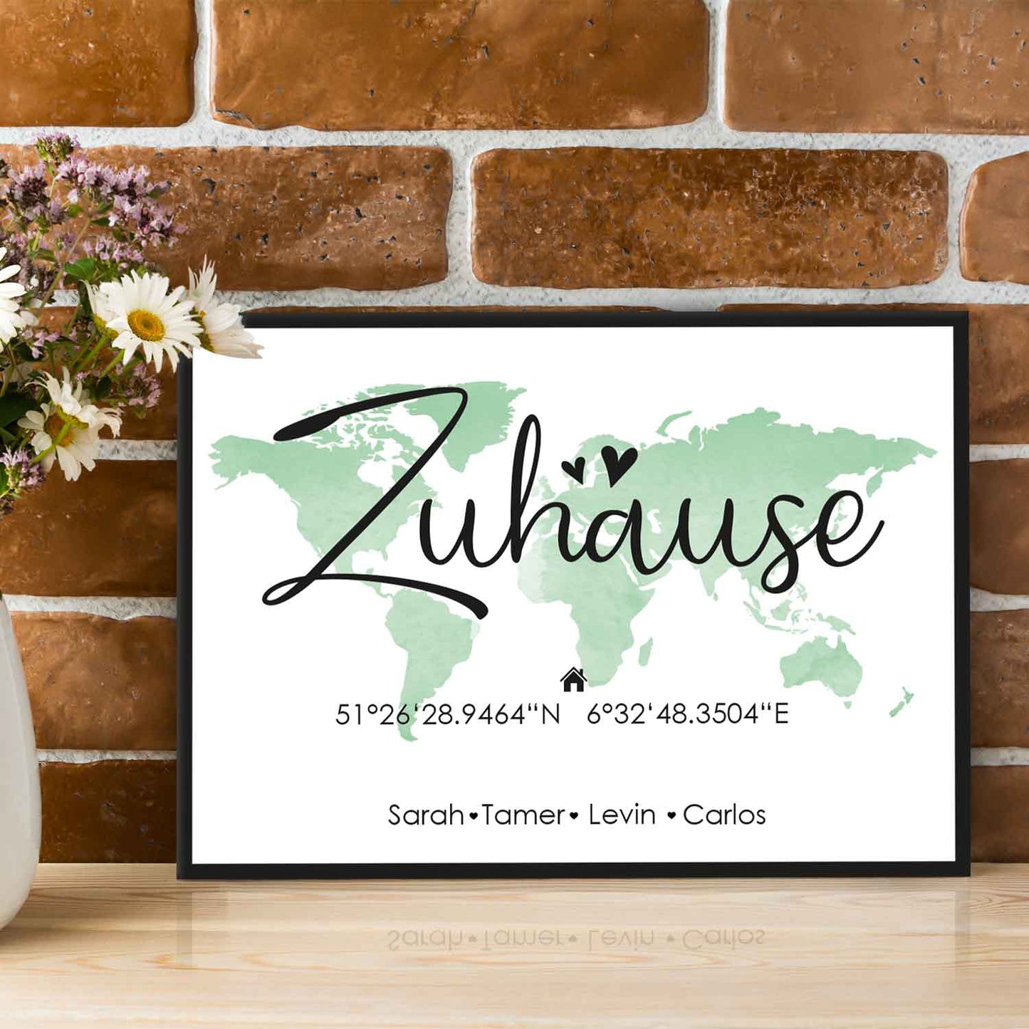 Holzschild Motiv Zuhause mit Namen & Koordinaten