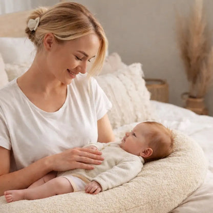 Stillkissen XXL Bouclé – ergonomisch & kuschelig