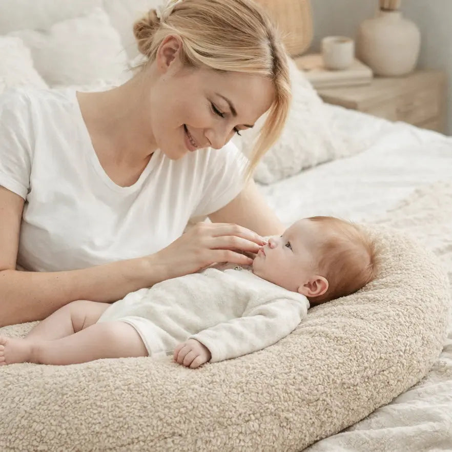 Stillkissen XXL Bouclé – ergonomisch & kuschelig