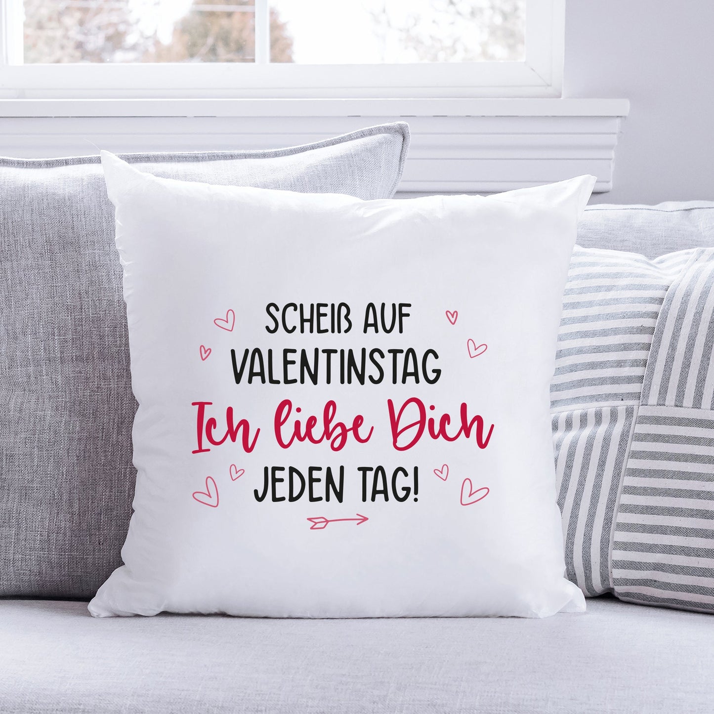 Bedrucktes Kissen mit Spruch Scheiß auf Valentinstag