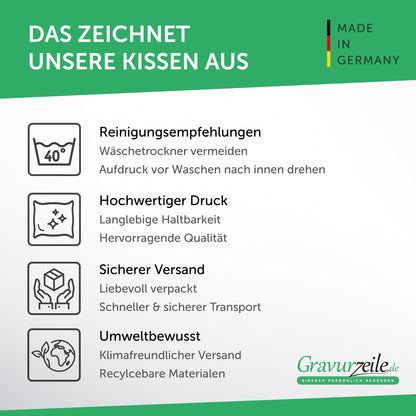 Bedrucktes Kissen mit Spruch Wer schön sein will, muss glitzern