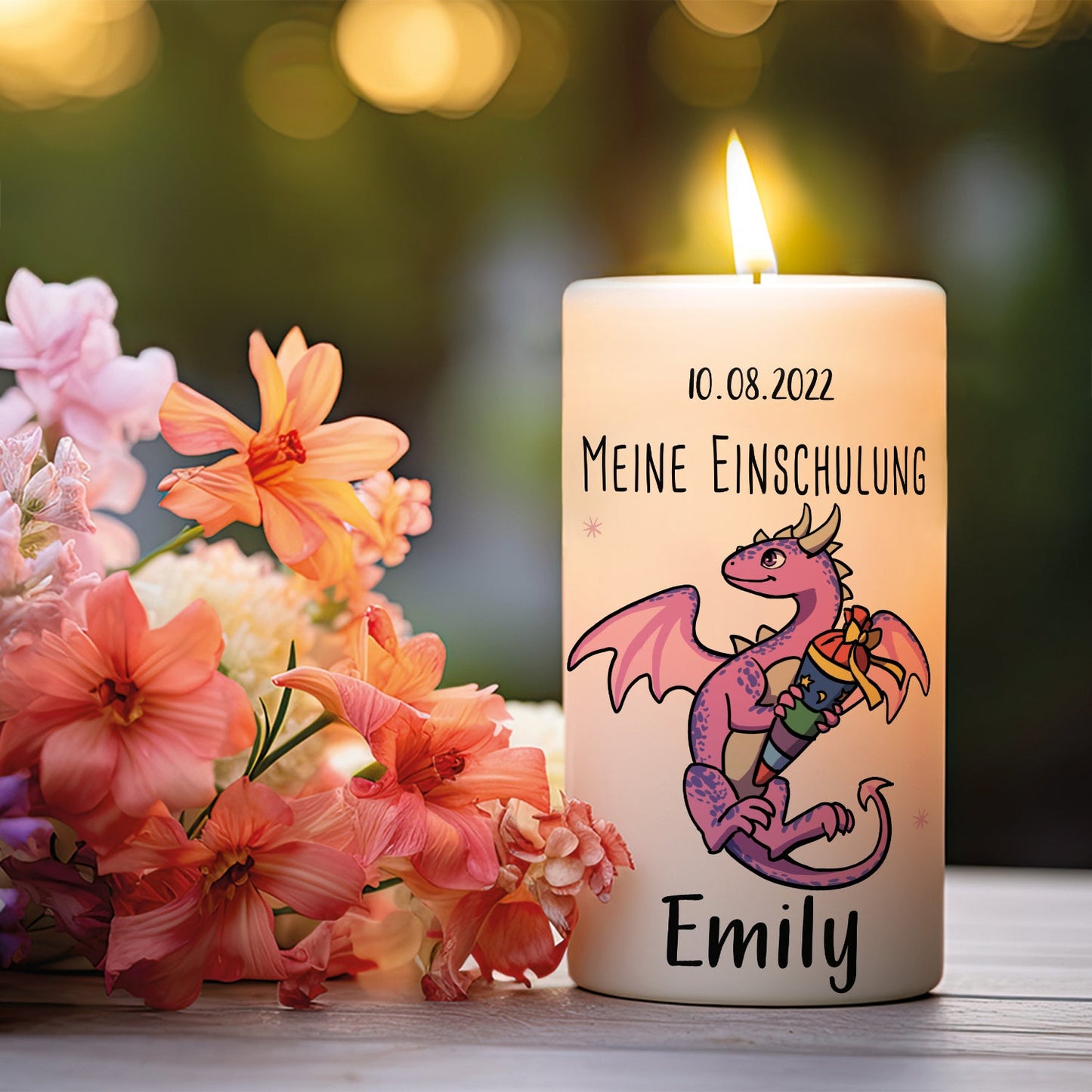 Kleine Kerze "Drache" mit Namen und Datum zur Einschulung