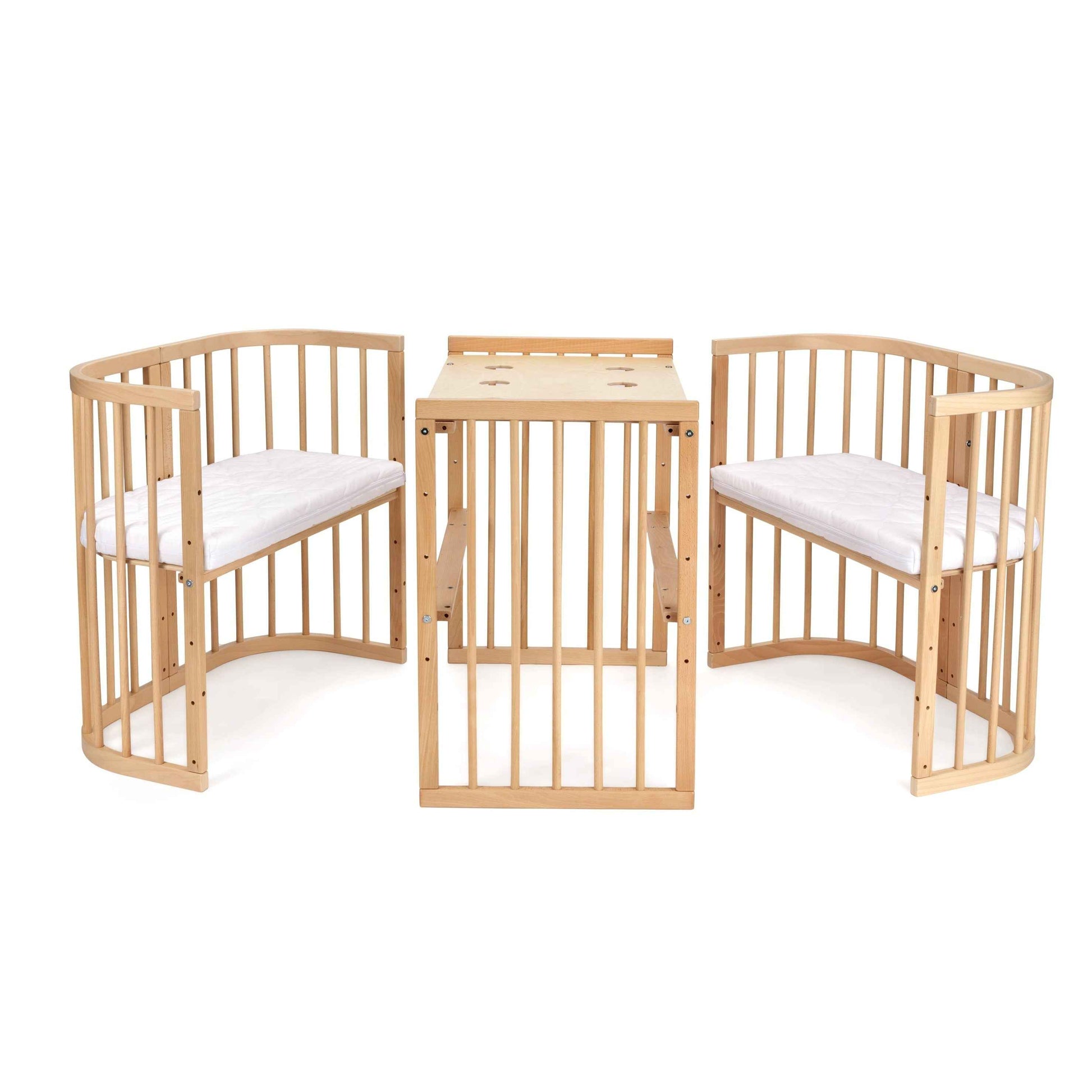 Babybett 7-in-1 – Ein Bett für viele Jahre - mitwachsend | Quadratische Form