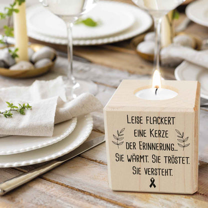 Trauerlicht - Teelichthalter mit Gravur aus Holz - Grabschmuck
