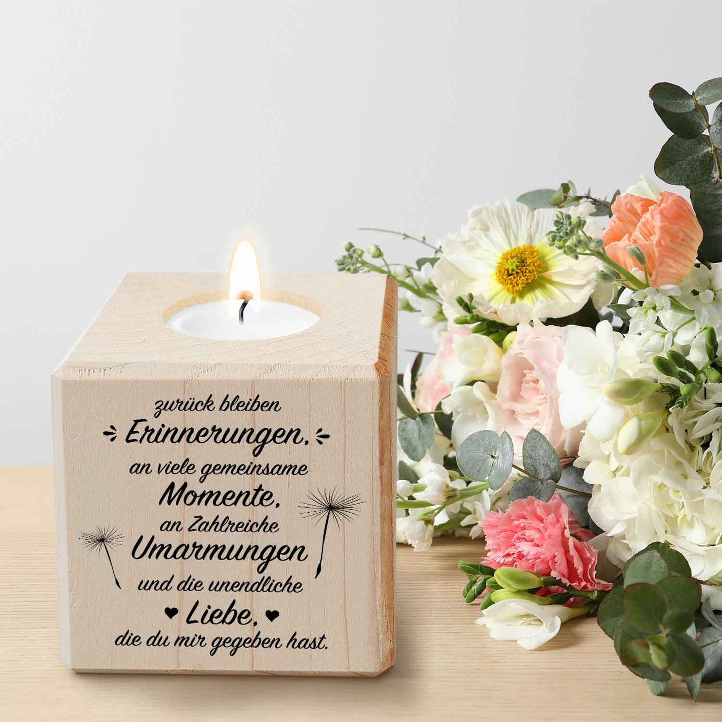 Trauerlicht - Teelichthalter mit Gravur aus Holz - Grabschmuck
