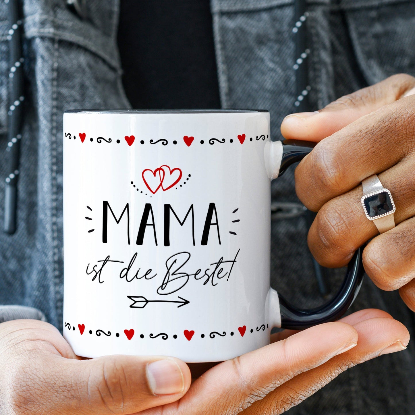 Bedruckte Tasse mit Spruch Mama ist die Beste!