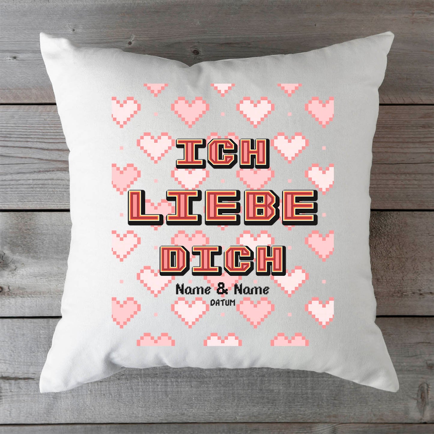 Bedrucktes Kissen mit Motiv "Pixel Heart"