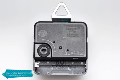 Wanduhr aus Holz Skyline Kassel