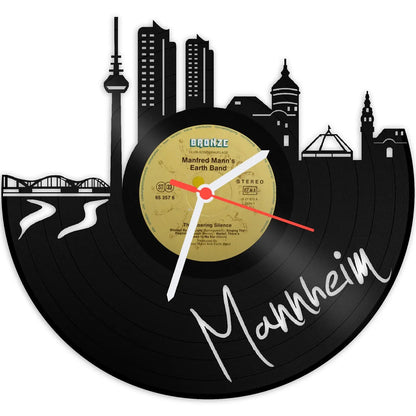 Wanduhr aus Vinyl Skyline mit Deiner Stadt