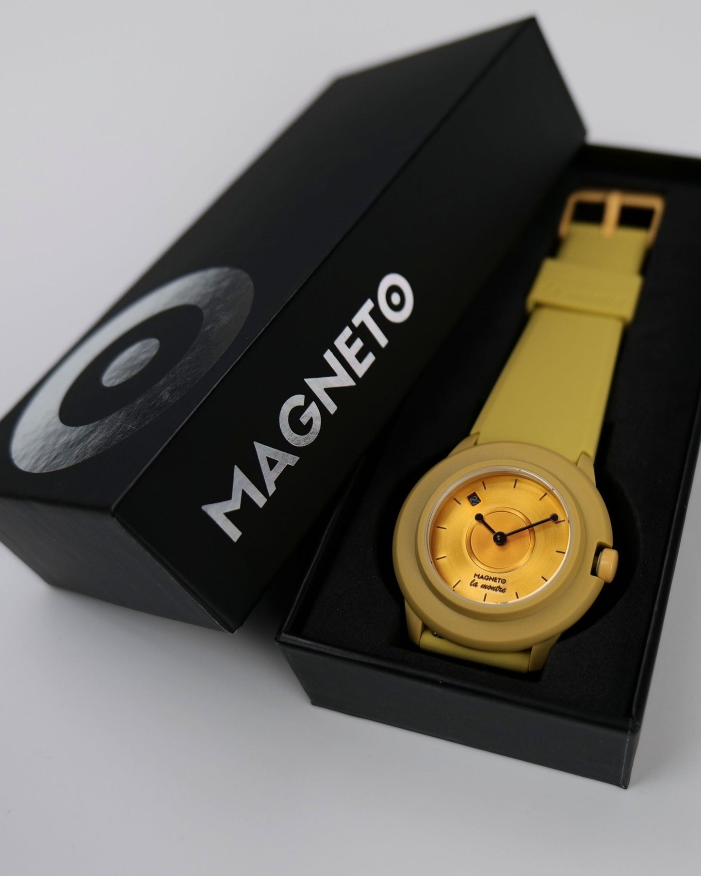 La Montre Yellow