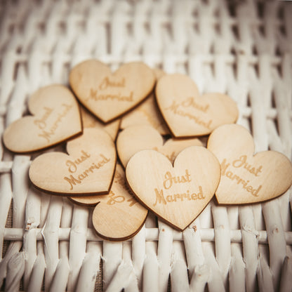 100 Stück 50mm - Just Married - Deko Holzherzen DIY
