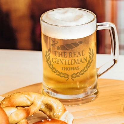 Montana Bierkrug mit Gravur "The real gentleman" mit Namen