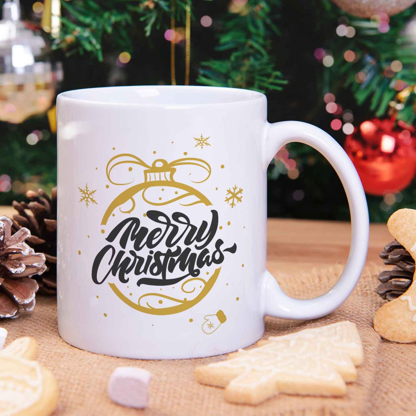 Bedruckte Tasse mit Weihnachtsmotiv im Weihnachtskugel Gold Design