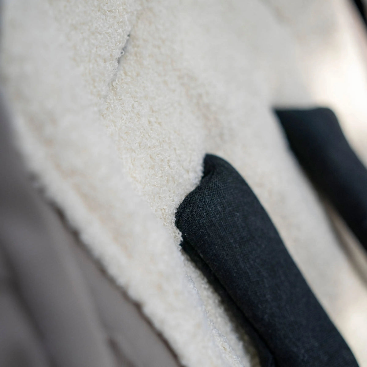 Sitzauflage Bouclé – beidseitig & universal