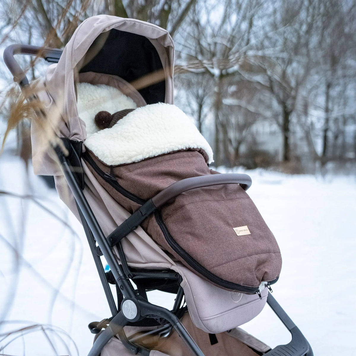 Winter footmuff, water-repellent, with merino wool lining - stroller