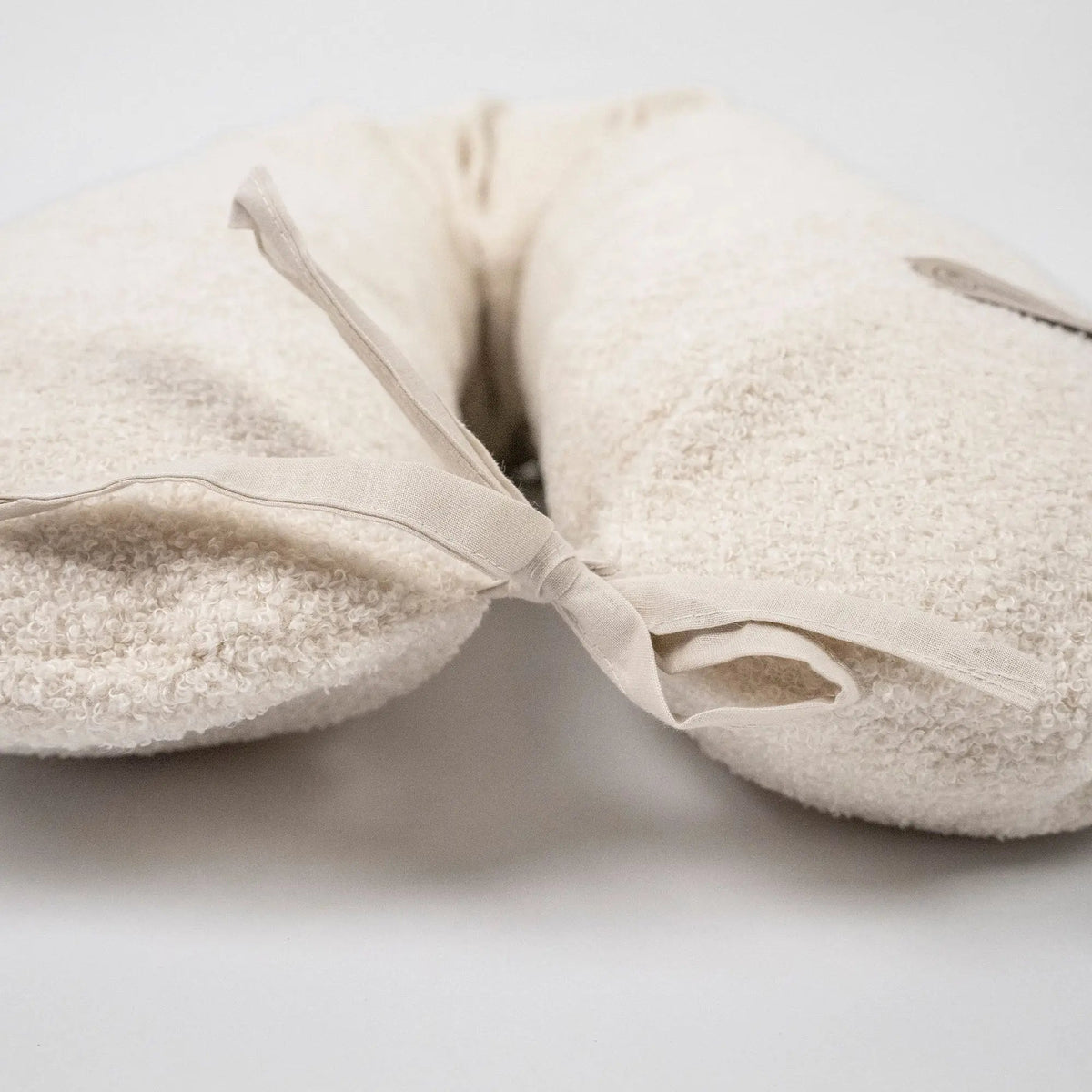 Stillkissen XXL Bouclé – ergonomisch & kuschelig