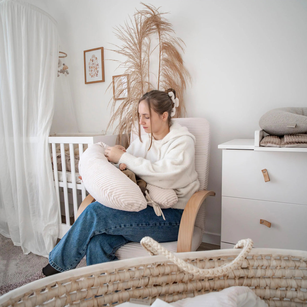 Stillkissen Cord XXL –  ergonomisch & stilvoll