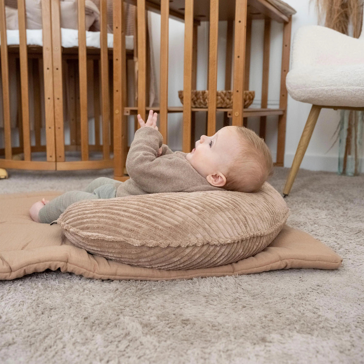Stillkissen Halbmond Cord – Komfort & Stil District for Kids