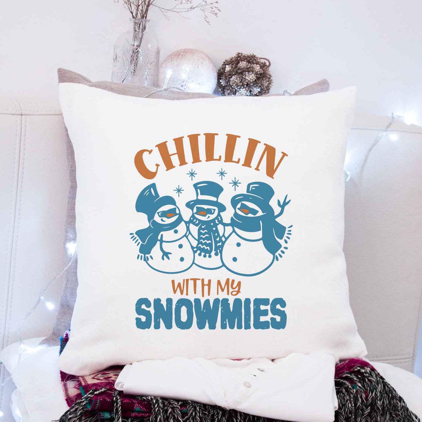 Kissen mit Weihnachtsmotiv - Chilling with my - Weihnachtsdeko - Geschenke für Frauen & Männer