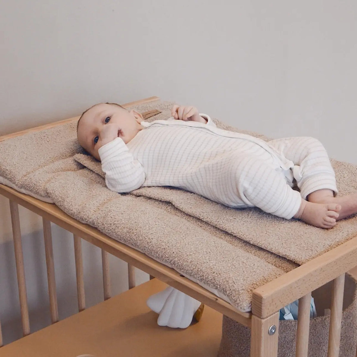Wickelauflage Bouclé – mit Unterlage, kuschelig District for Kids
