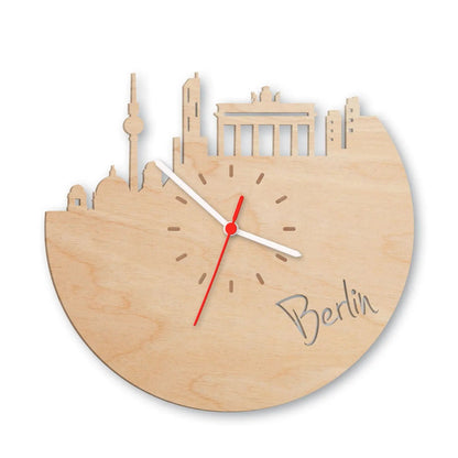 Wanduhr aus Holz Skyline Berlin