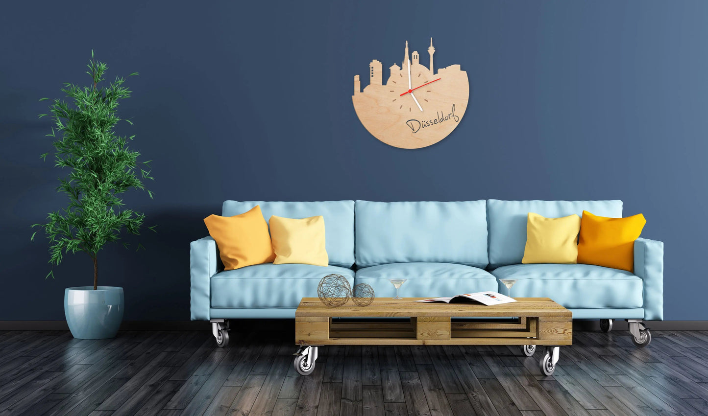Wanduhr aus Holz Skyline Düsseldorf