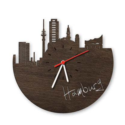 Wanduhr aus Holz Skyline Hamburg