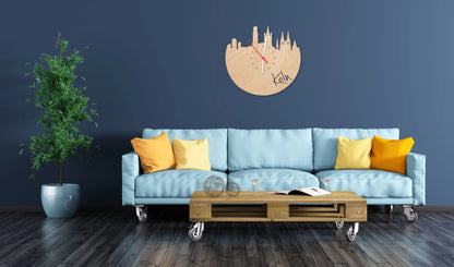 Wanduhr aus Holz Skyline Köln