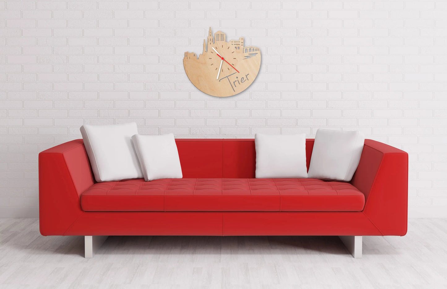 Wanduhr aus Holz Skyline Trier
