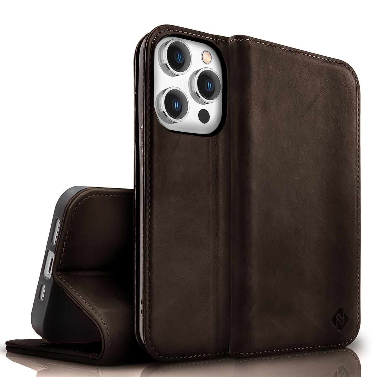 NALIA Echtlederhülle für iPhone 15 Pro – RFID Wallet & Magnet-Verschluss – LEVANTO (Handgefertigte Klapphülle) – Marke aus Berlin